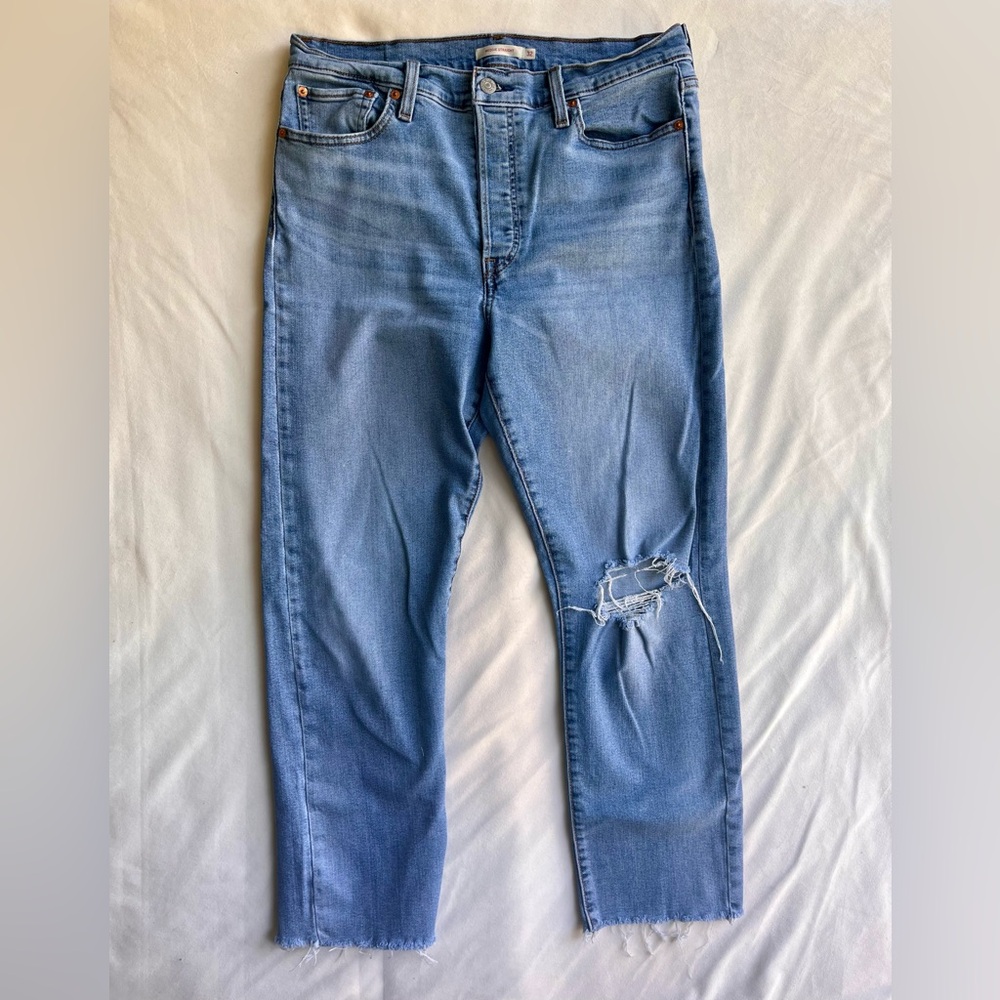 Levi's Wedgie Straight Jeans with Button Fly and Knee Rip